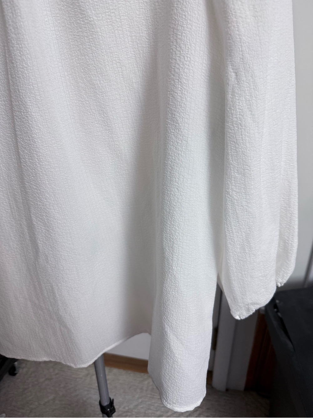 Alice Blue White Ruffled Lace-Trim Blouse puff sleeves semi sheer button down XL - Picture 13 of 15